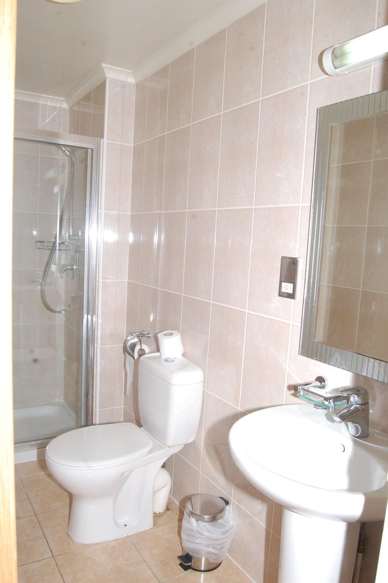 Viking Hotel London Ngoại thất bức ảnh